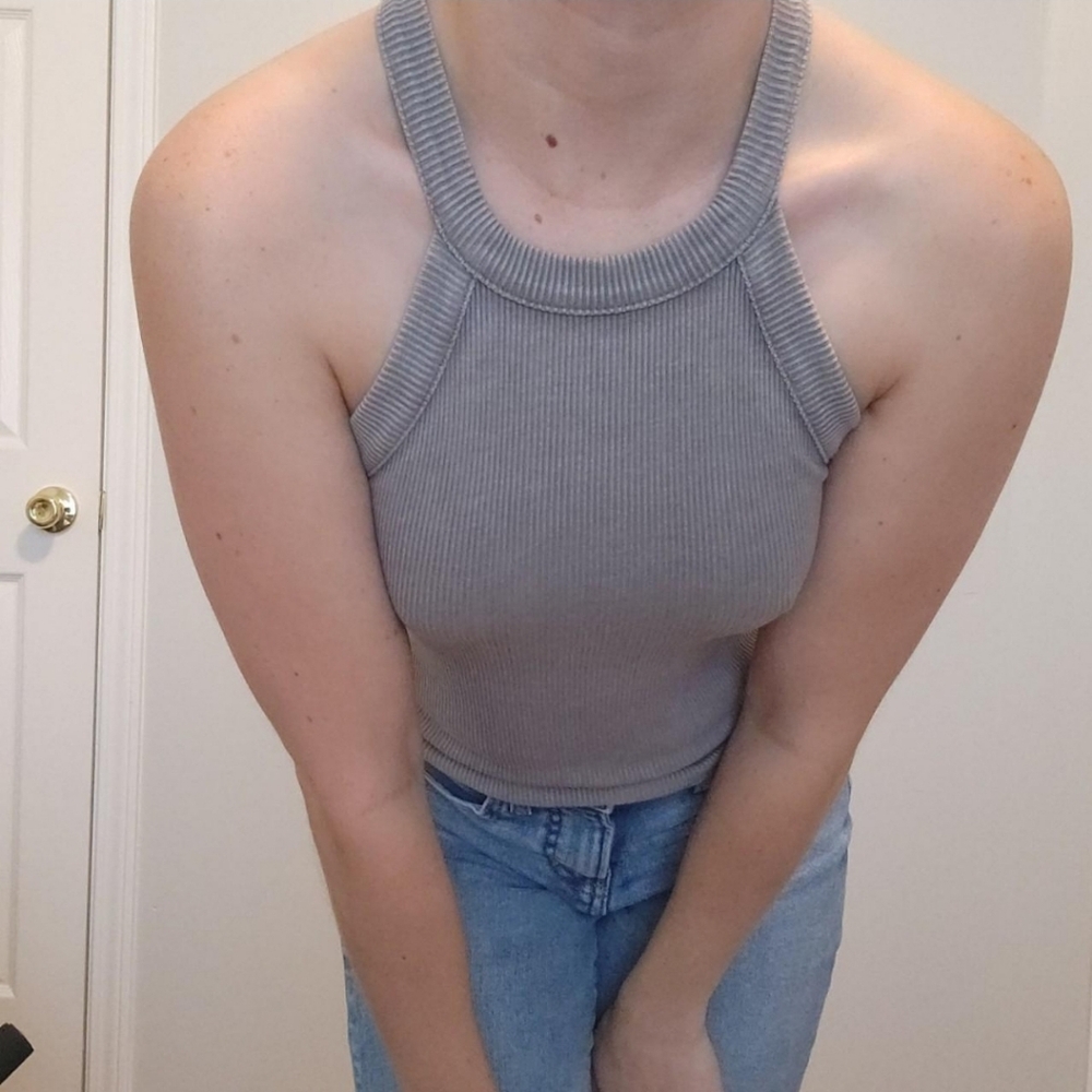 Cute Ribbed High Neck Tank - Picture 2 of 4